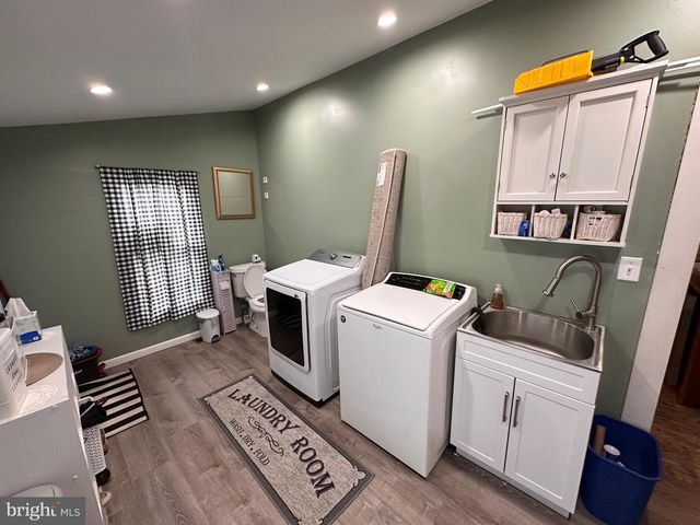 4014 ASHBURNER ST, Philadelphia, PA 19136