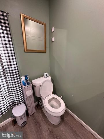 4014 ASHBURNER ST, Philadelphia, PA 19136