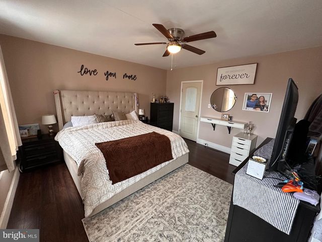 4014 ASHBURNER ST, Philadelphia, PA 19136