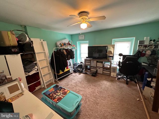 4014 ASHBURNER ST, Philadelphia, PA 19136