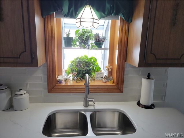 46 Cleveland Drive, Tonawanda, NY 14223