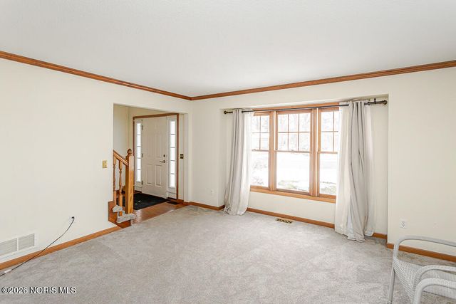 8241 Bucks Run Court, Toledo, OH 43617