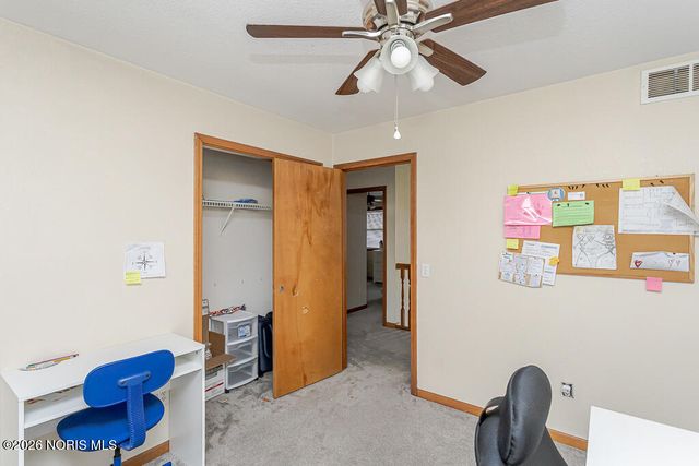 8241 Bucks Run Court, Toledo, OH 43617