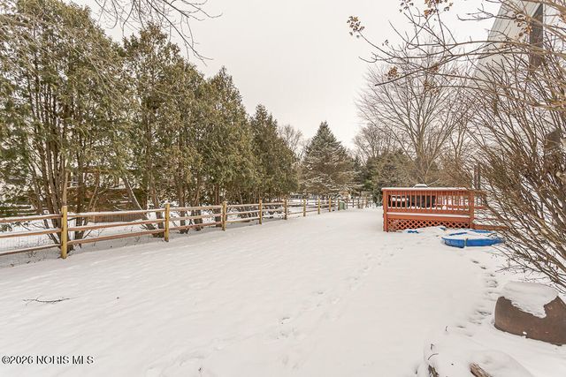 8241 Bucks Run Court, Toledo, OH 43617