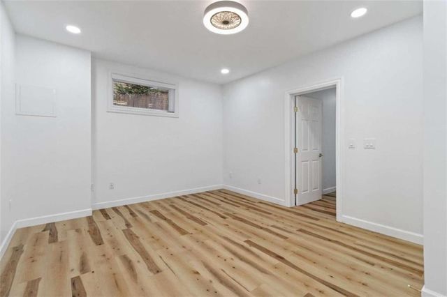 1711 Summit Glen Lane, Atlanta, GA 30329