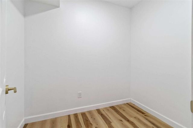 1711 Summit Glen Lane, Atlanta, GA 30329