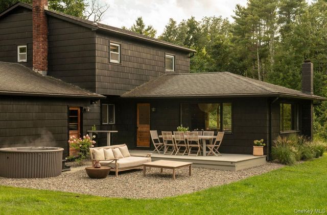 52 Fawn Road, Saugerties, NY 12477