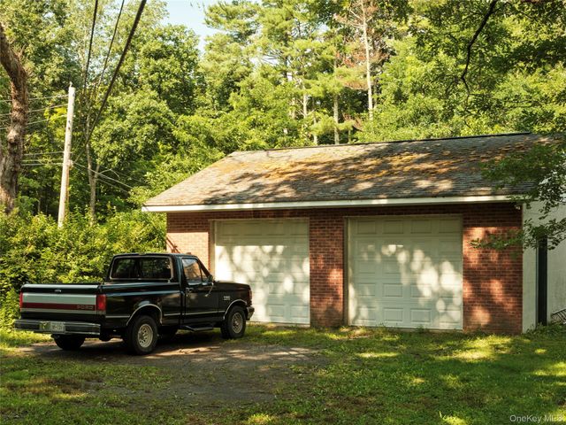 52 Fawn Road, Saugerties, NY 12477