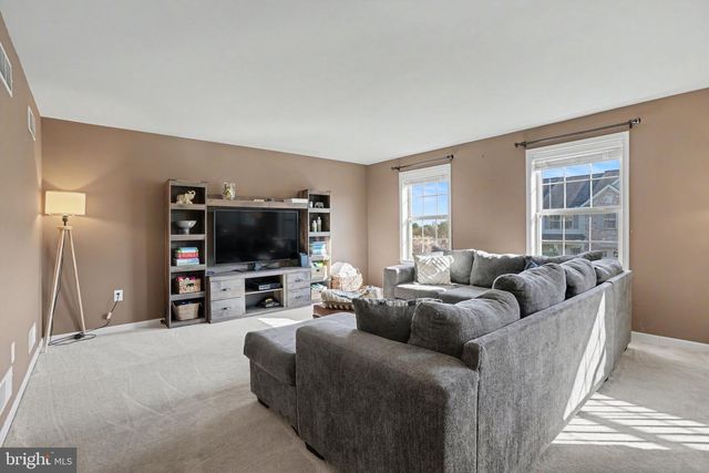 1804 VISTA DR, Mechanicsburg, PA 17055