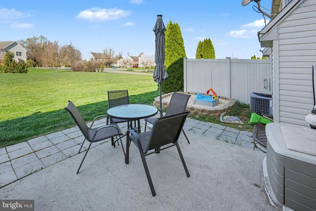 1804 VISTA DR, Mechanicsburg, PA 17055