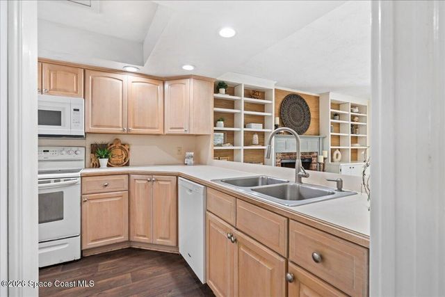 210 12th Terrace, Indialantic, FL 32903