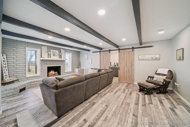 908 Lou Allard Drive, Drumright, OK 74030