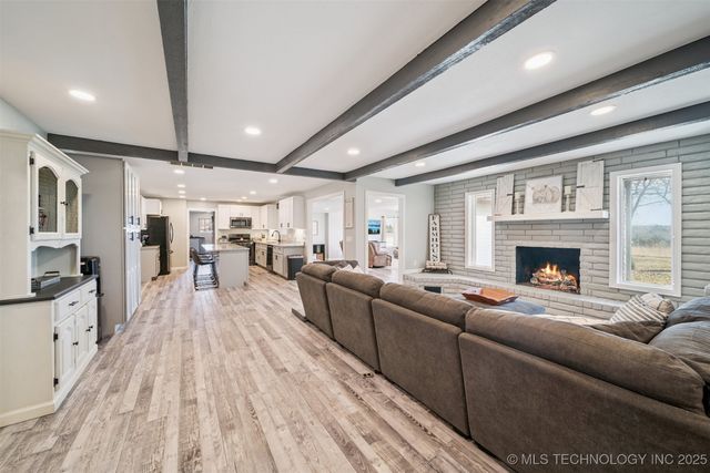 908 Lou Allard Drive, Drumright, OK 74030