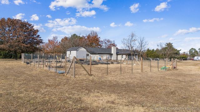 908 Lou Allard Drive, Drumright, OK 74030