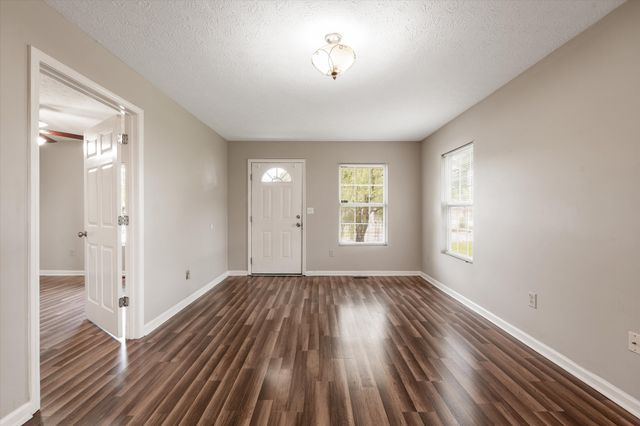 303 15th Ave, W, Springfield, TN 37172