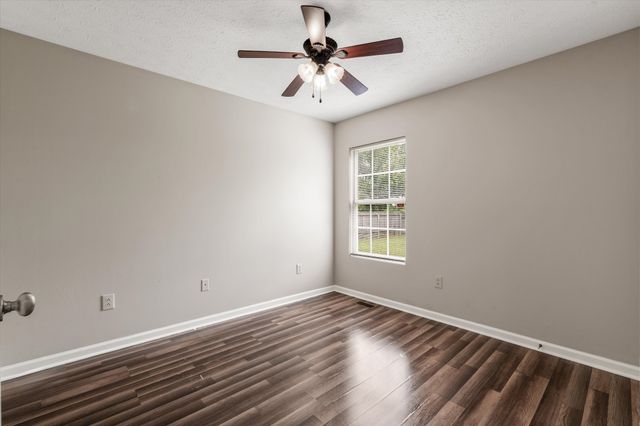 303 15th Ave, W, Springfield, TN 37172