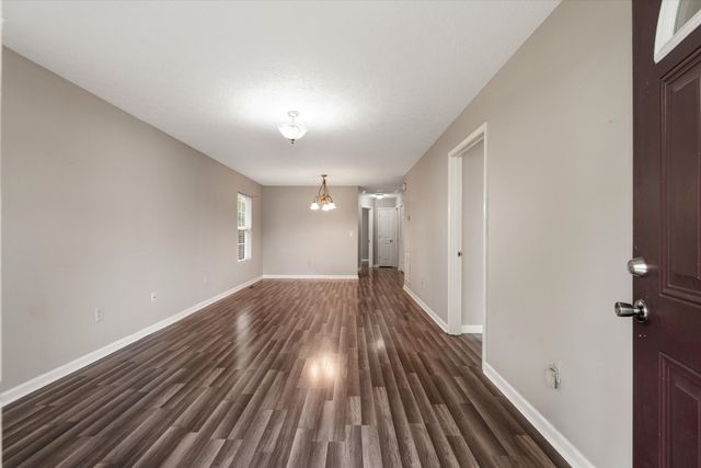303 15th Ave, W, Springfield, TN 37172