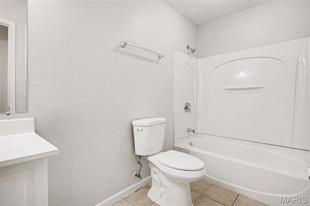 11786 Macrinus Drive, Florissant, MO 63033