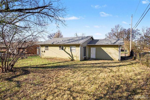 11786 Macrinus Drive, Florissant, MO 63033