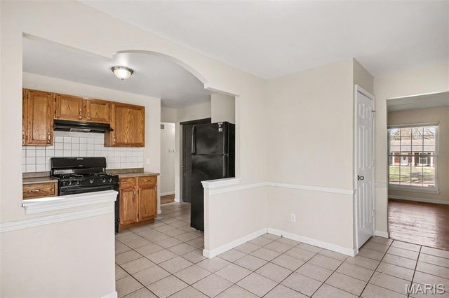 11786 Macrinus Drive, Florissant, MO 63033