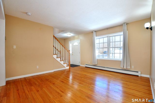 3 Inwood Lane, Farmington, CT 06032