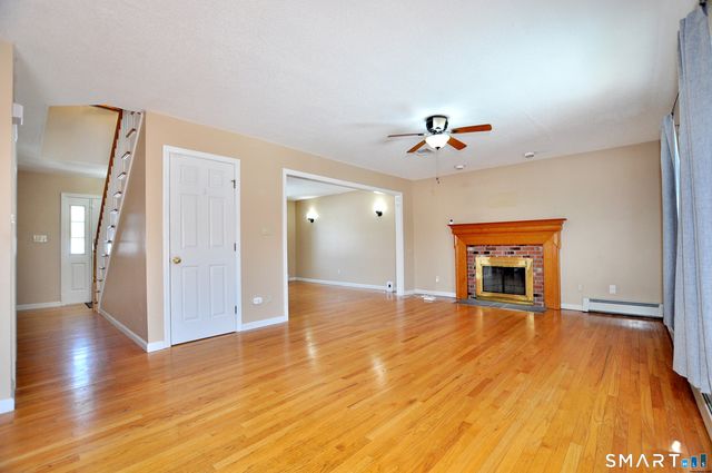 3 Inwood Lane, Farmington, CT 06032