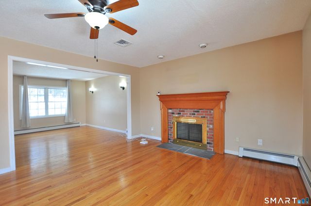 3 Inwood Lane, Farmington, CT 06032