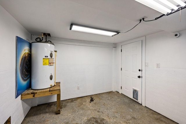 7210 Beau Terre Street, Hitchcock, TX 77563