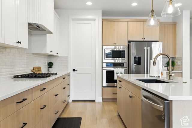 3142 S MESA VERDE CIR, Hurricane, UT 84737