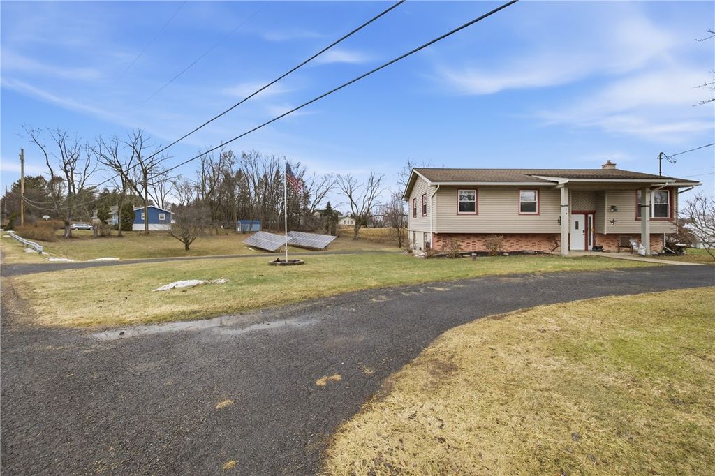 2976 Mohawk Lane, Fayette, NY 13165