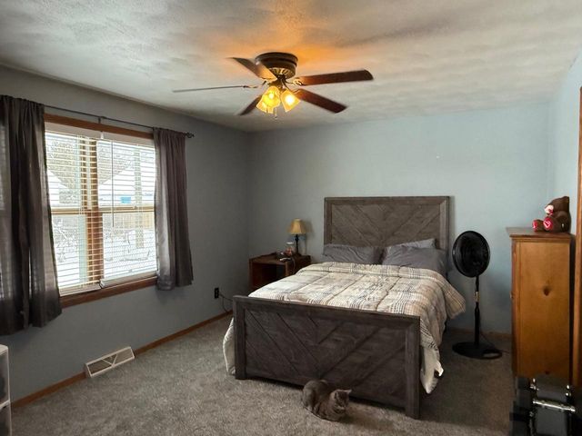 397 GARDNERS ROW STREET, Appleton, WI 54915