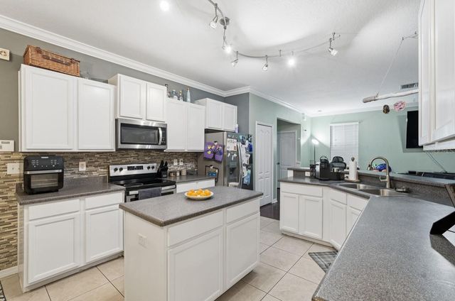 1740 BONITA BLUFF COURT, Ruskin, FL 33570