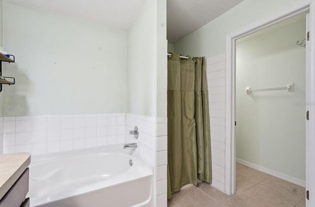 1740 BONITA BLUFF COURT, Ruskin, FL 33570