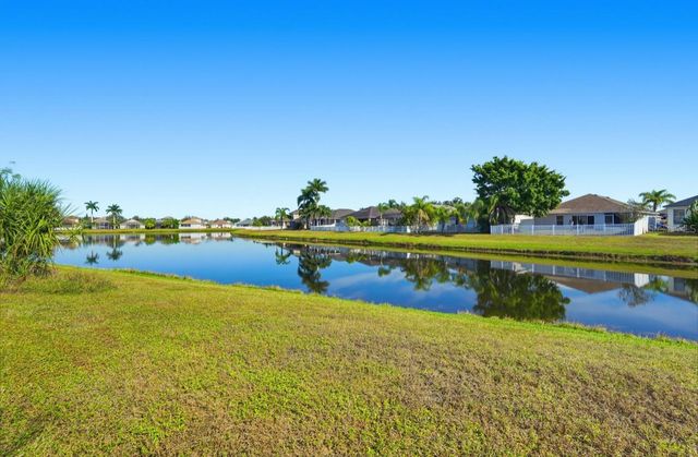 1740 BONITA BLUFF COURT, Ruskin, FL 33570