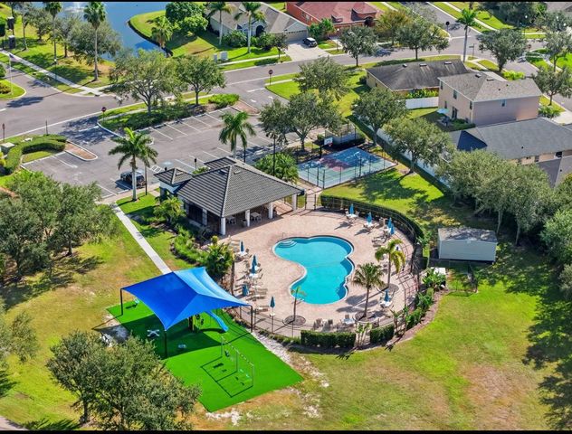 1740 BONITA BLUFF COURT, Ruskin, FL 33570