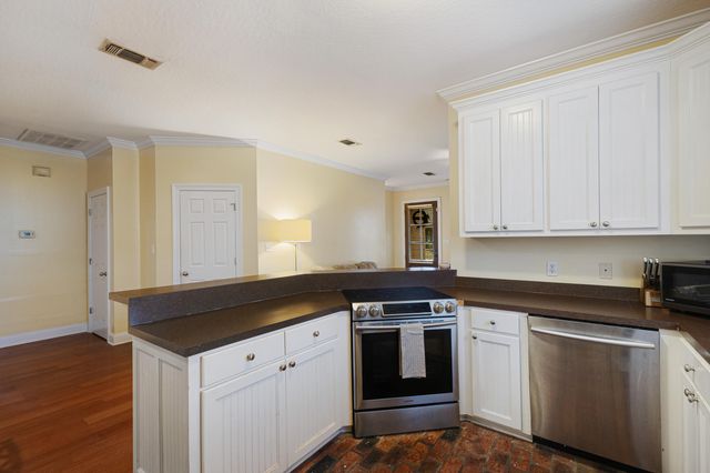 14 Fleur de Lis, Hattiesburg, MS 39402