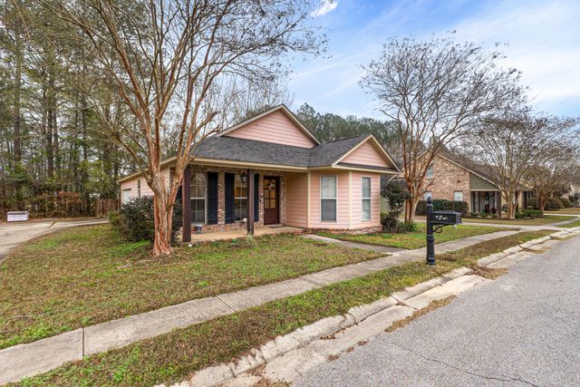 14 Fleur de Lis, Hattiesburg, MS 39402