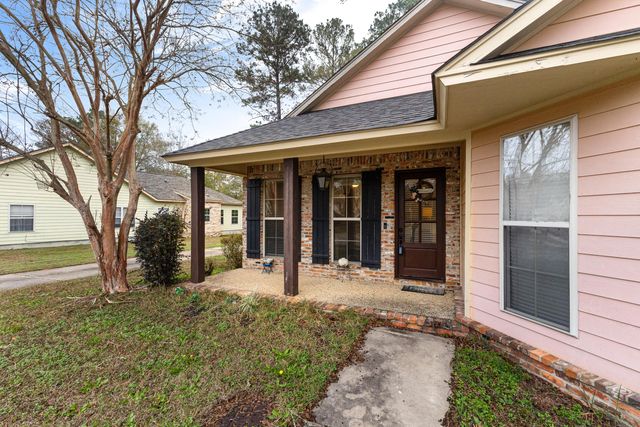 14 Fleur de Lis, Hattiesburg, MS 39402