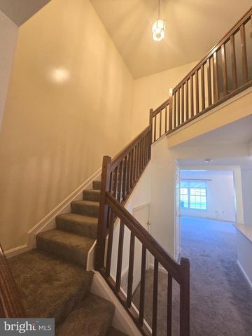 471 STONEHEDGE LN, Mechanicsburg, PA 17055