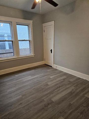 1330 Hayes AVENUE, Racine, WI 53405