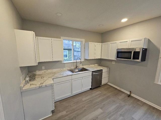 1330 Hayes AVENUE, Racine, WI 53405