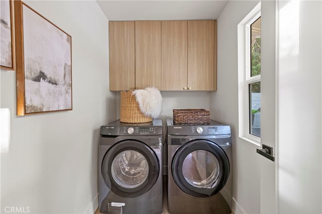 9443 Mclennan Avenue, Northridge, CA 91343