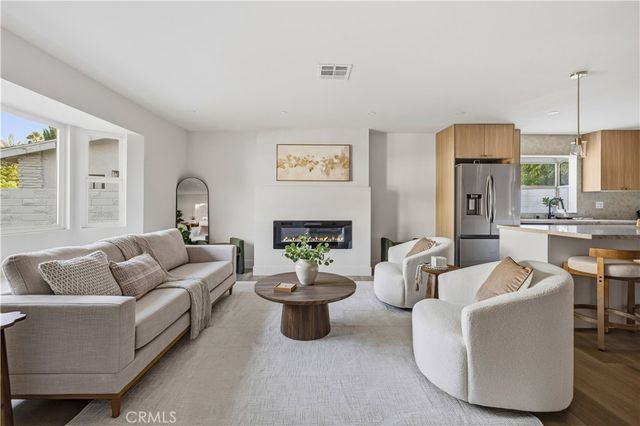 9443 Mclennan Avenue, Northridge, CA 91343