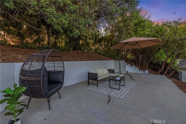 9443 Mclennan Avenue, Northridge, CA 91343