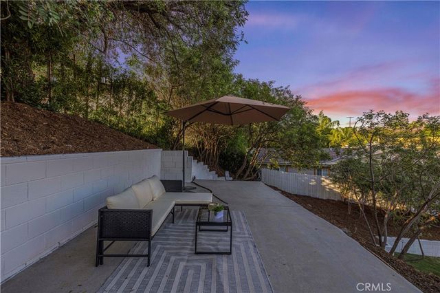 9443 Mclennan Avenue, Northridge, CA 91343
