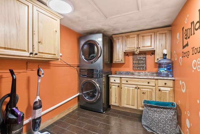 3280 56TH WAY N, St Petersburg, FL 33710
