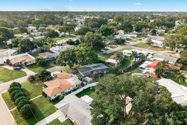 3280 56TH WAY N, St Petersburg, FL 33710