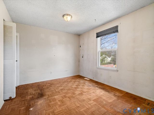 1924 Beaver Rd, Henrico, VA 23075