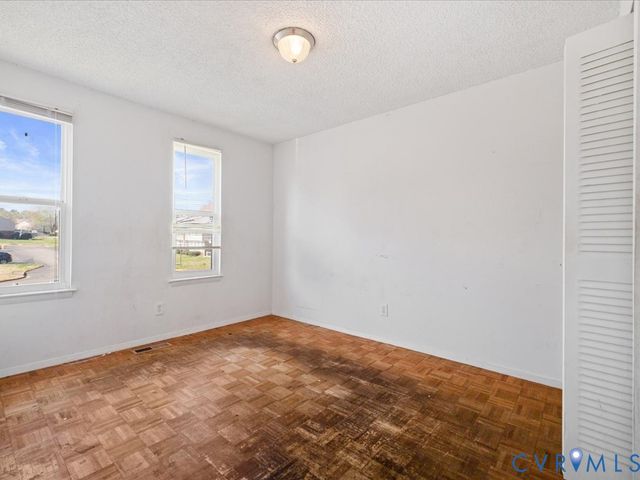 1924 Beaver Rd, Henrico, VA 23075