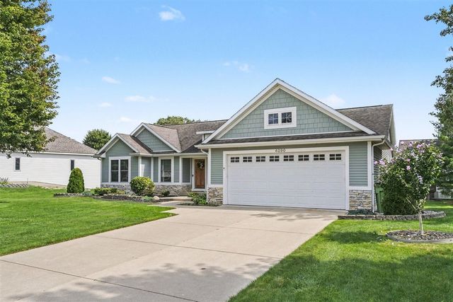 4290 Oak Meadow Drive, Hudsonville, MI 49426